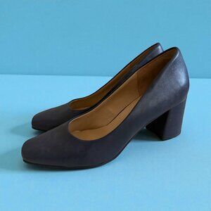 NATURALIZER Navy Blue Leather Block Heels Size 10